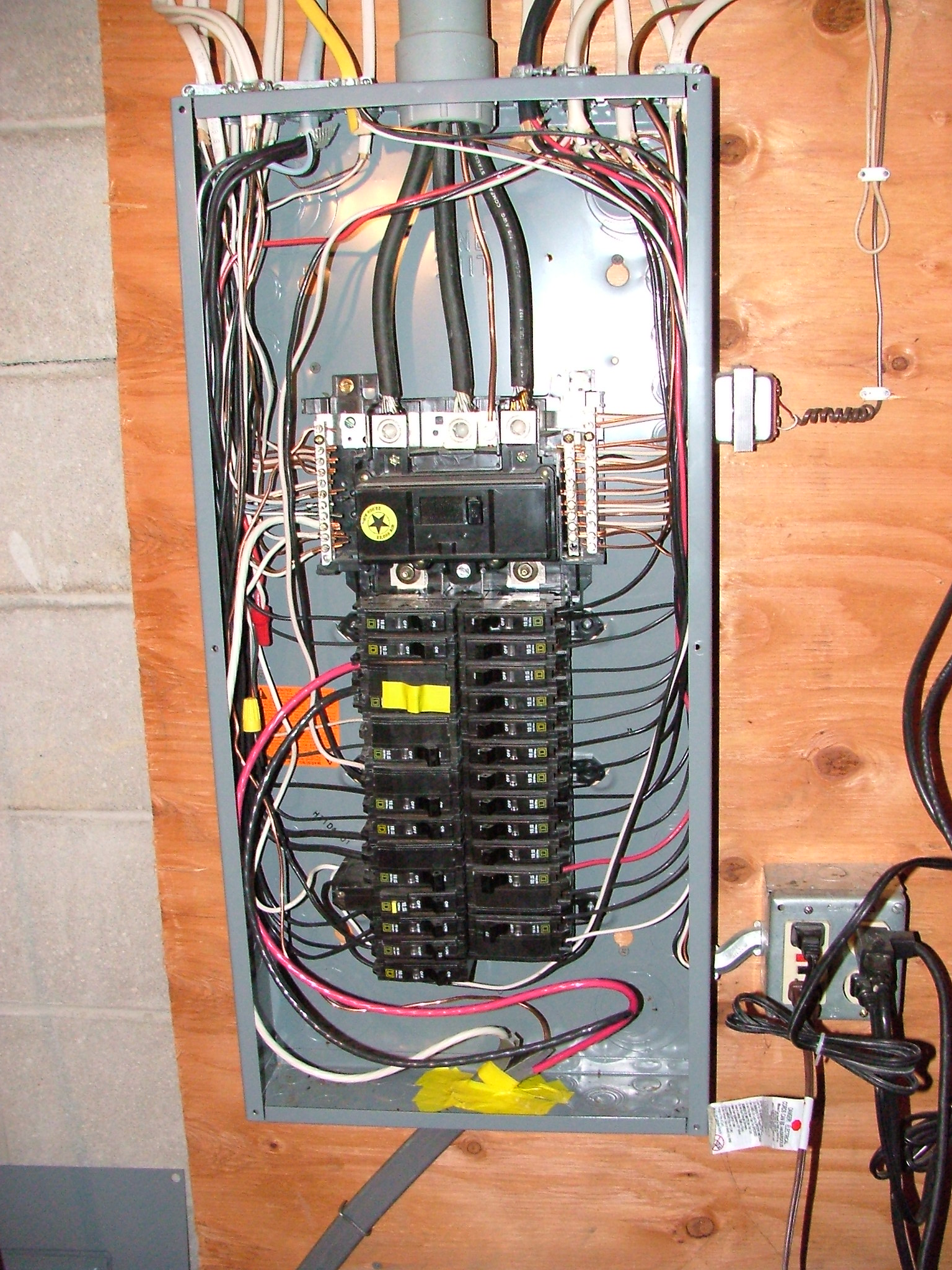How To Wire A 2 Circuit Breaker Box